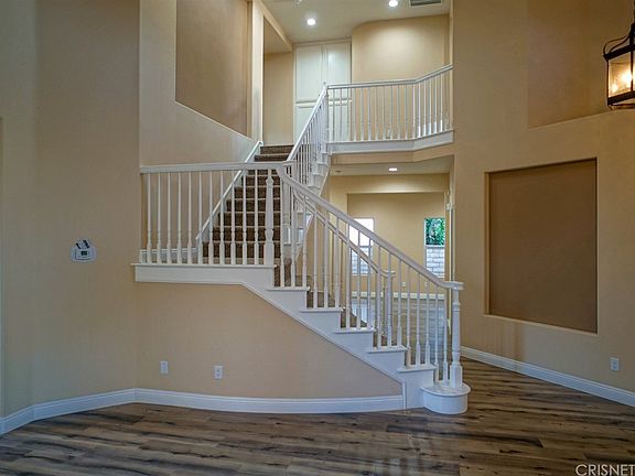 3rd image of 29037 Ironwood Ln