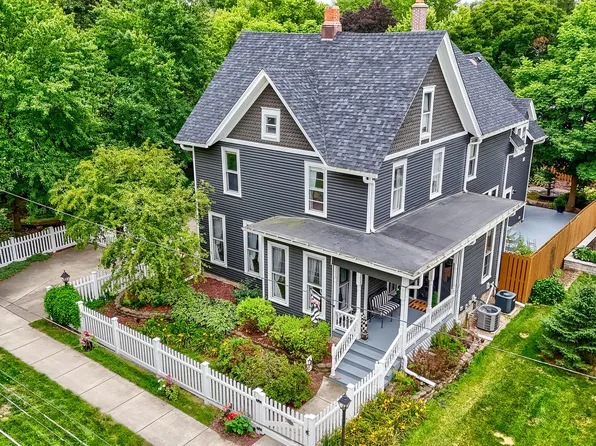 631 Pearl St, Ottawa, IL 61350