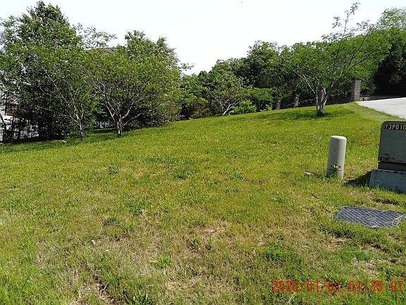 2nd image of 7329 Majestic Hill Dr