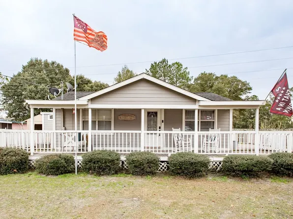 773 3rd St, Folkston, GA 31537