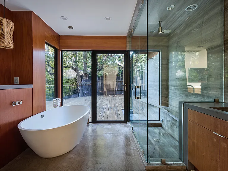 8052 Woodrow Wilson Dr — Photo 17