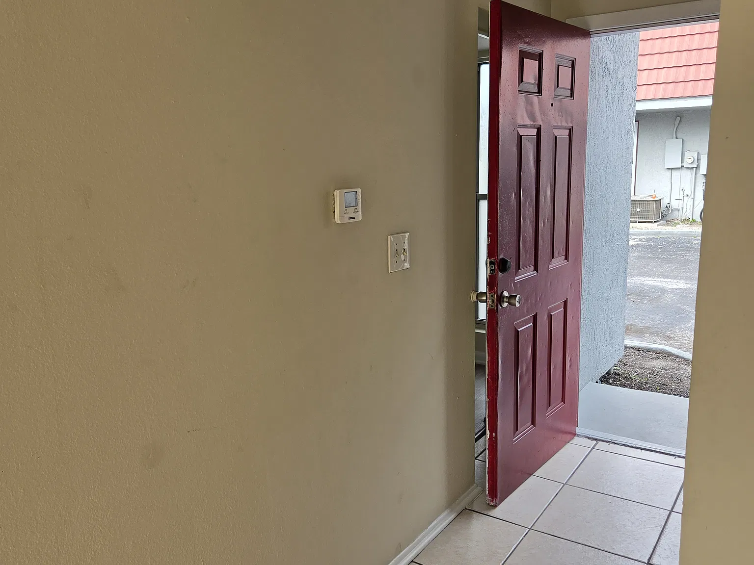 2 bed, 1200 sqft, $1,400 — Photo 2