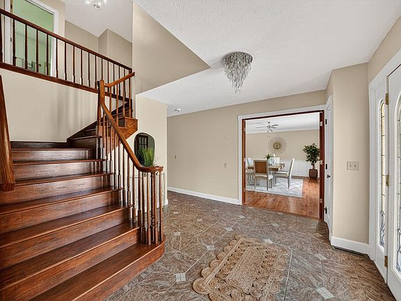 3rd image of 1765 N Bay Dr