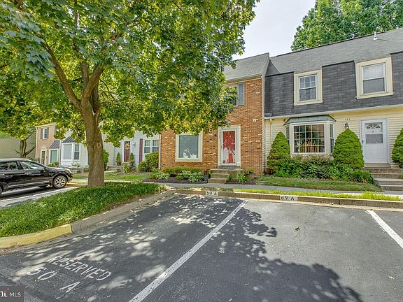 2nd image of 153 Lamont Ln