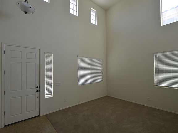 3rd image of 1680 W Swan Pl
