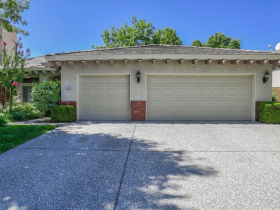 2nd image of 1164 Elderberry Cir