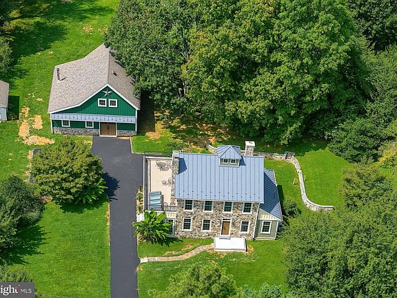 4th image of 1217 Street Rd