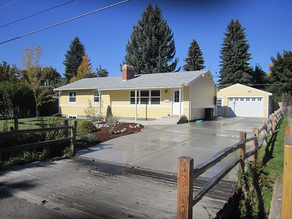 2nd image of 412 Pattee Creek Dr