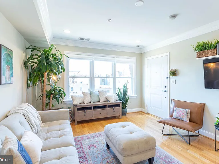 5511 Colorado Ave NW #402 — Photo 11