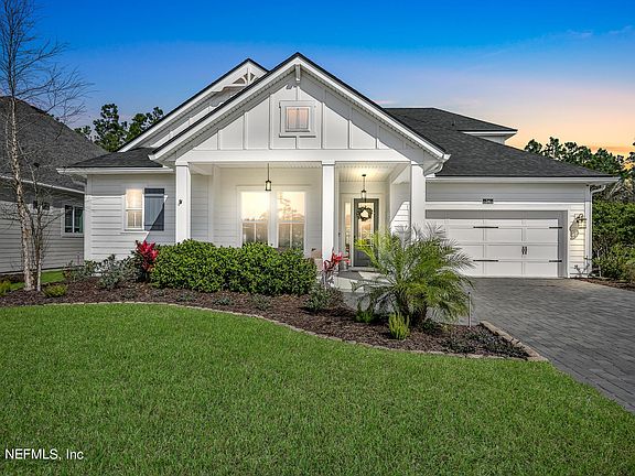 3rd image of 34 CONSTITUTION Drive