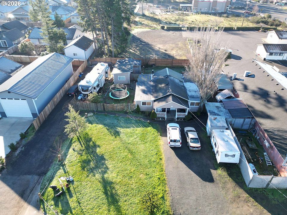 1st image of 1890 37th St