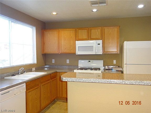 3rd image of 9330 W Maule Ave Unit 115