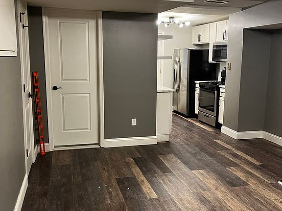 3rd image of 1410 Eutaw Pl APT 1