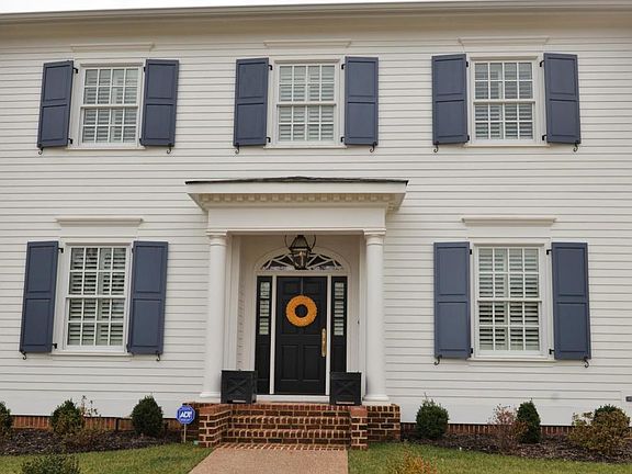 2nd image of 914 Young Ave