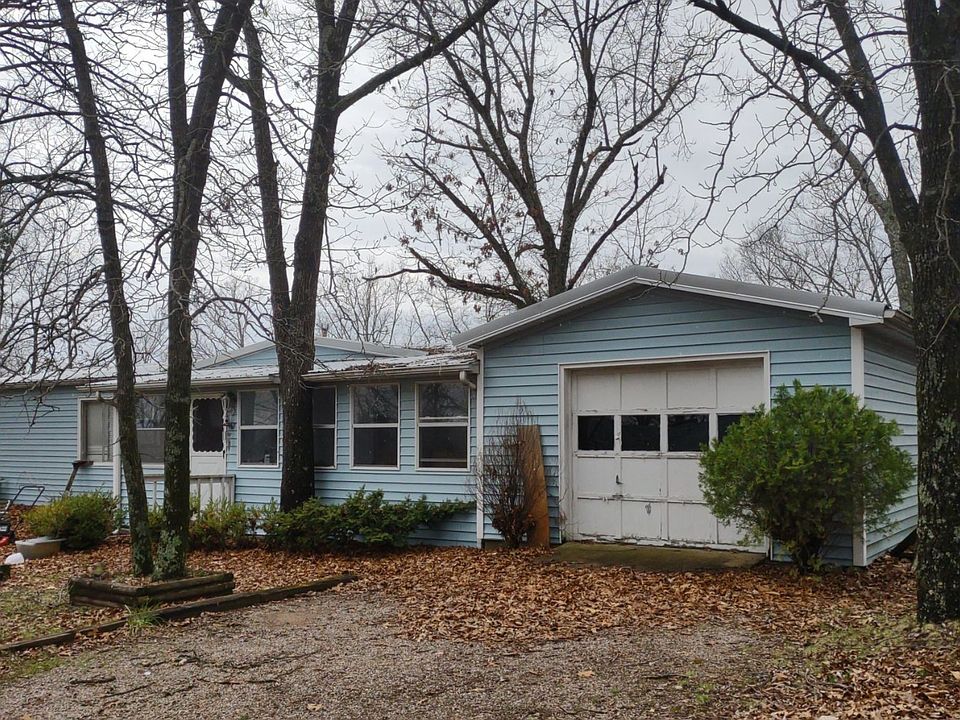 2nd image of 167 Hilltop Ln