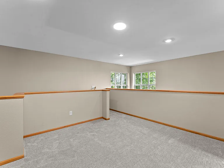 12382 69th Ln NE — Photo 25