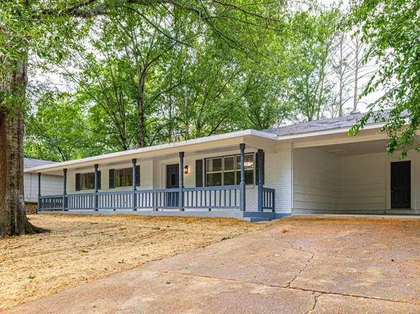 3079 Bienville Dr, Jackson, MS 39212