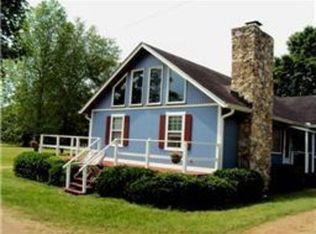 590 Mustang Ln, Bellville, TX 77418