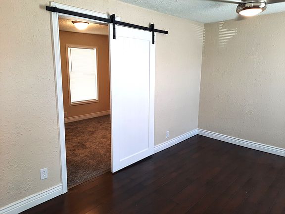 entrance to bedroom