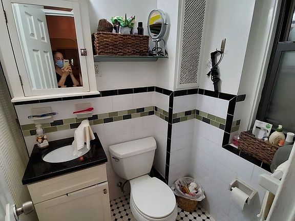 2nd image of 108 Macdougal St APT 2B
