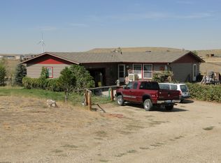 8212 E Shady Ln, Evansville, WY 82636