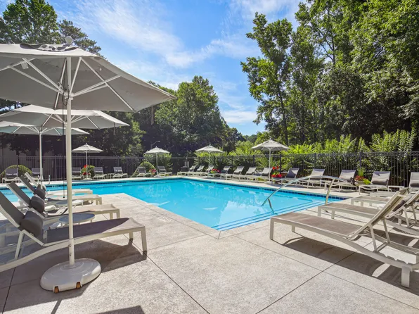 Brook Valley Apartment Homes