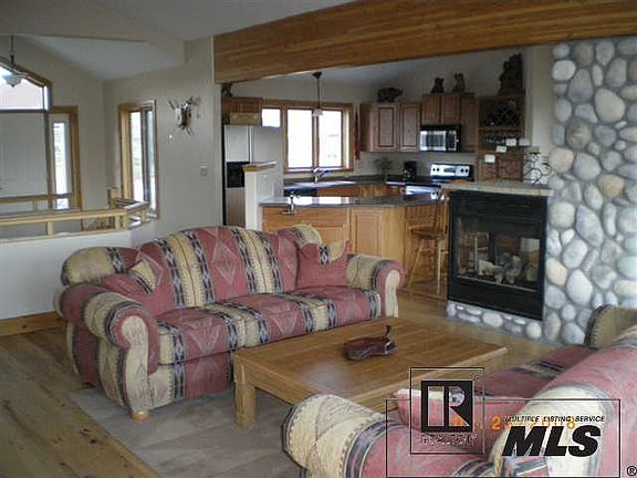 5th image of 1173 Longview Cir
