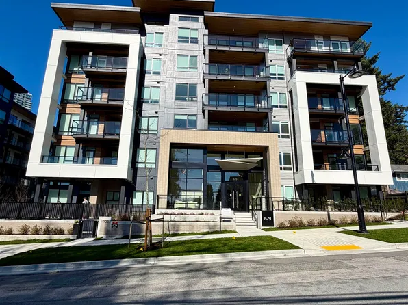 629 Cottonwood Ave #405, Coquitlam, BC V3J 2S5