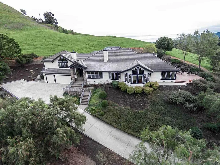 28 Camino Ct — Photo 1