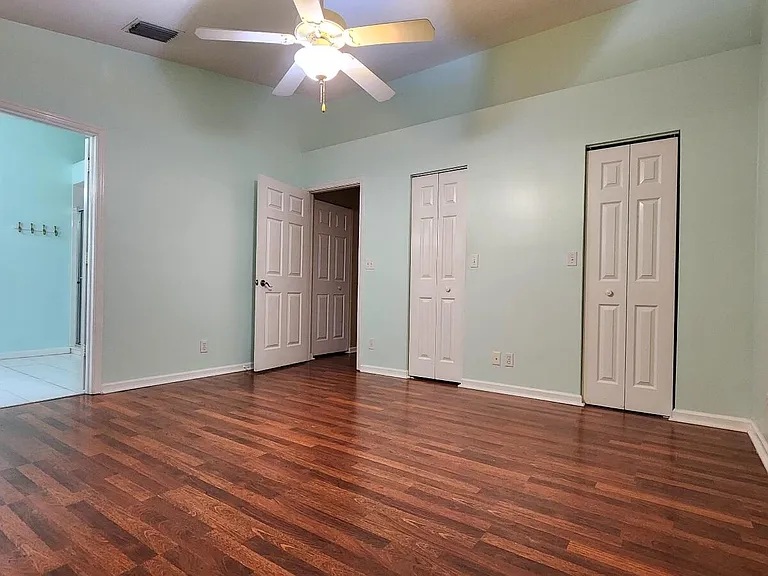 6411 Mullin St — Photo 8