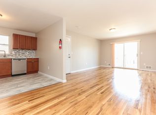 150 Leslie St, Newark, NJ 07112