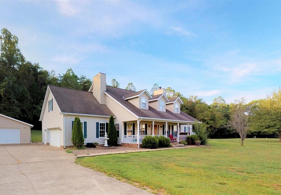 1st image of 9 Dottie Ln