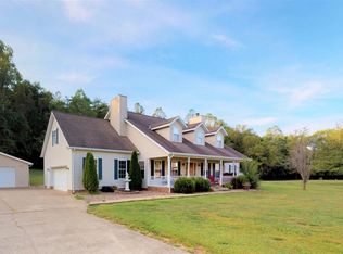 9 Dottie Ln, Barboursville, WV 25504