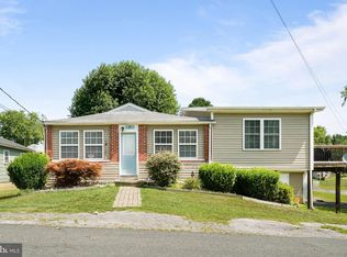 27 Florida Ave, Earleville, MD 21919