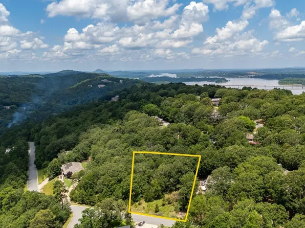 12 Woodglen Rd, Little Rock, AR 72207