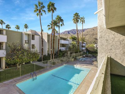 251 E La Verne Way UNIT F, Palm Springs, CA, 92264
