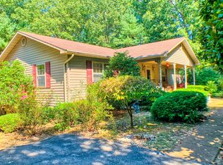 100 Sam Beaty Rd, Jamestown, TN 38556