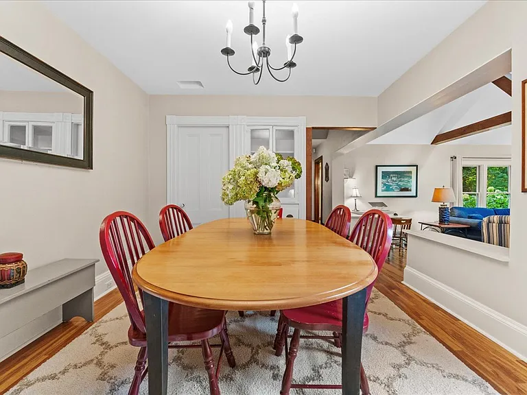 44 Stetson Pl — Photo 12