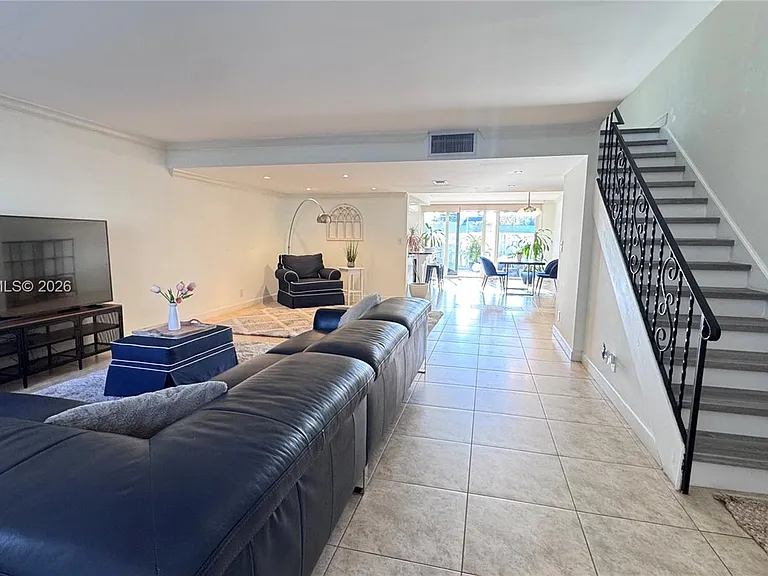 903 NE 27th Ave #903 — Photo 25