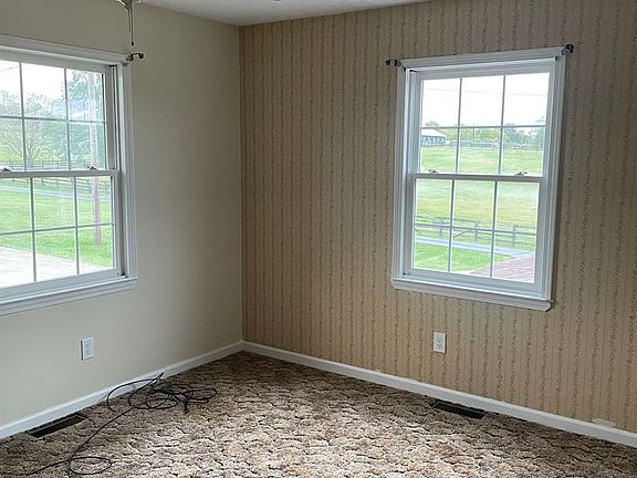 5th image of 1550 Carpenter Pike