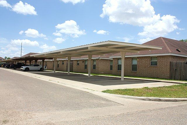 Building Photo 4