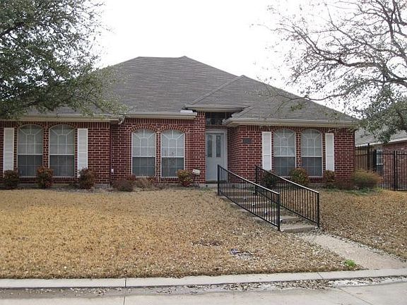 2nd image of 7125 Deer Hollow Dr