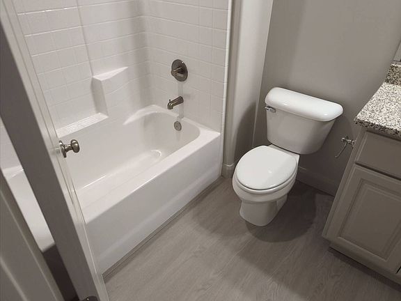 4th image of 1031 Camino Agua
