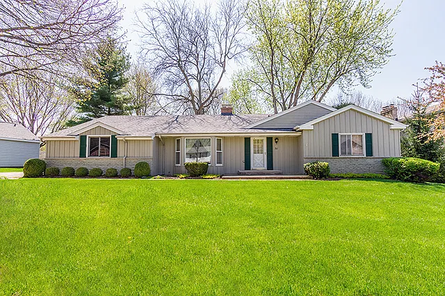 511 Joy Ln photo 1