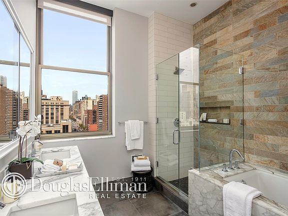 5th image of 263 9th Ave Ph C