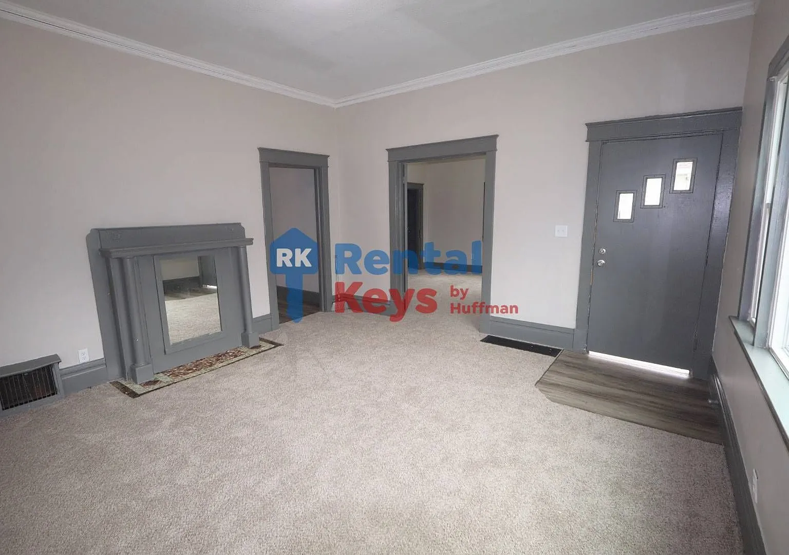 Four Bedroom House | Two Bathrooms — Photo 3