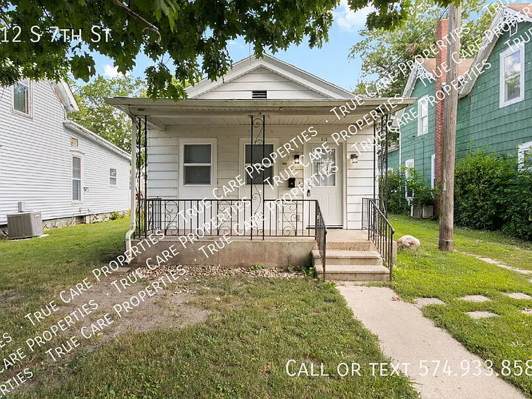 212 S 7th St — Photo 1