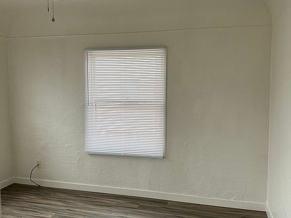 4th image of 1435 Madison Ave