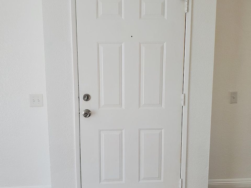 1st image of 1365 Crafton Ave APT 2098