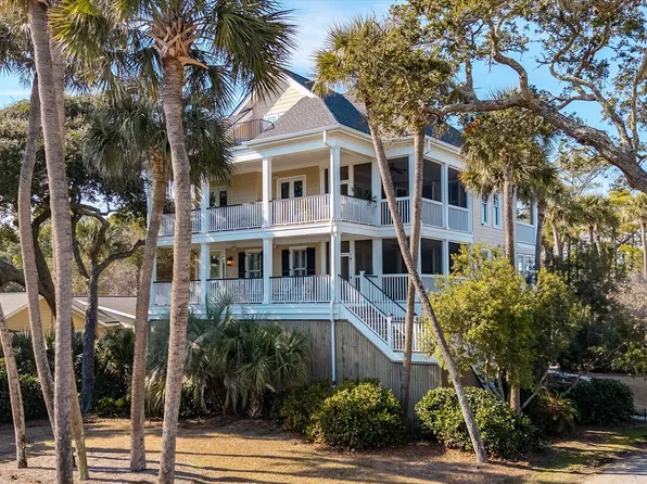 802 W Ashley Ave, Folly Beach, SC 29439